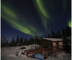 aboriginal aurora cabin in yellowknife
